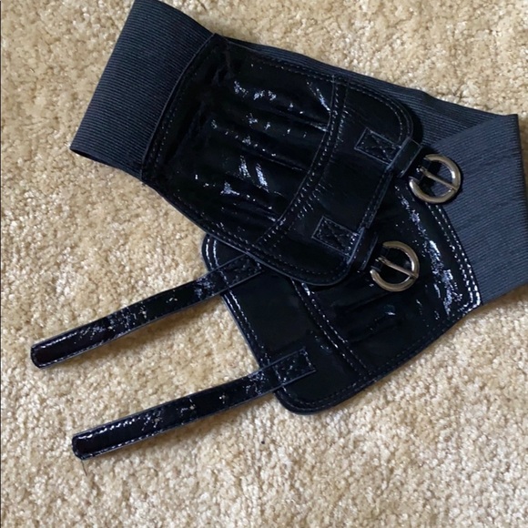 Wide black belt - Picture 6 of 6